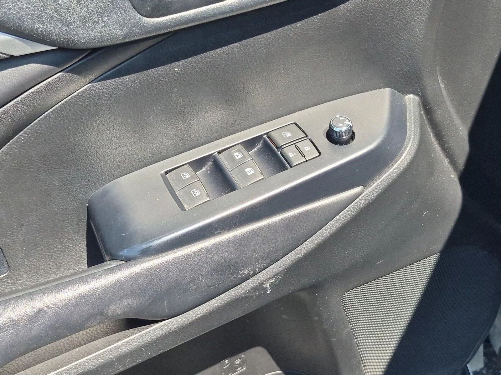 Used 2018 Celestial Silver Metallic Toyota SE image 16