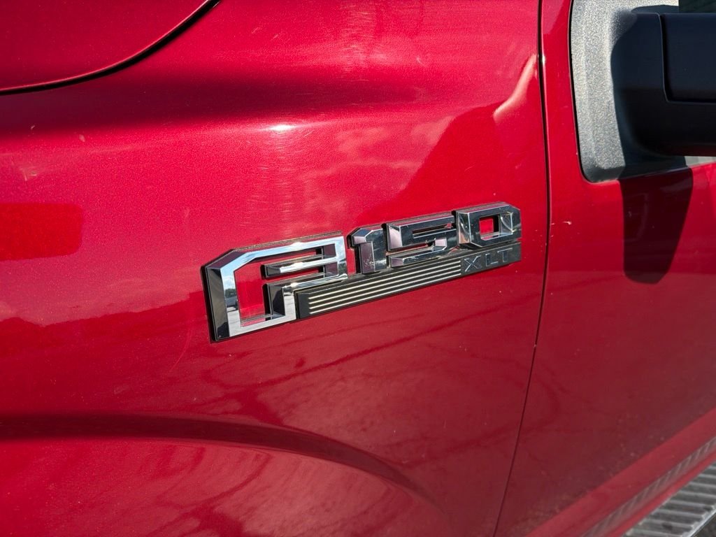 Used 2017 Red Ford XLT image 10