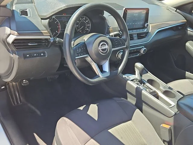 Certified Used 2025 Glacier White Nissan 2.5 SV image 11
