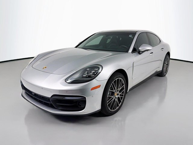2023 Porsche Panamera Platinum Edition