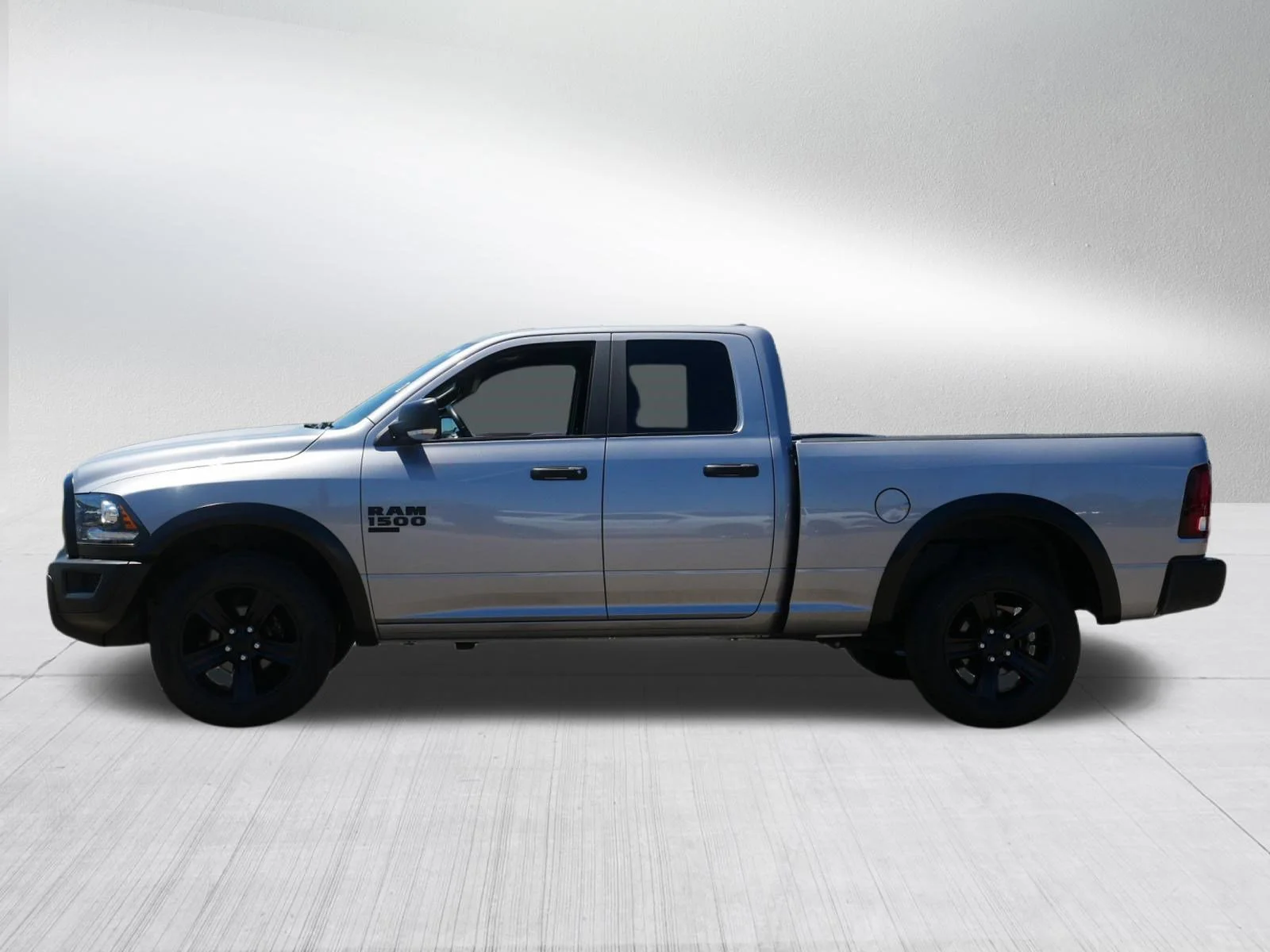 Used 2022 Billet Silver Metallic Clearcoat Ram Warlock image 4