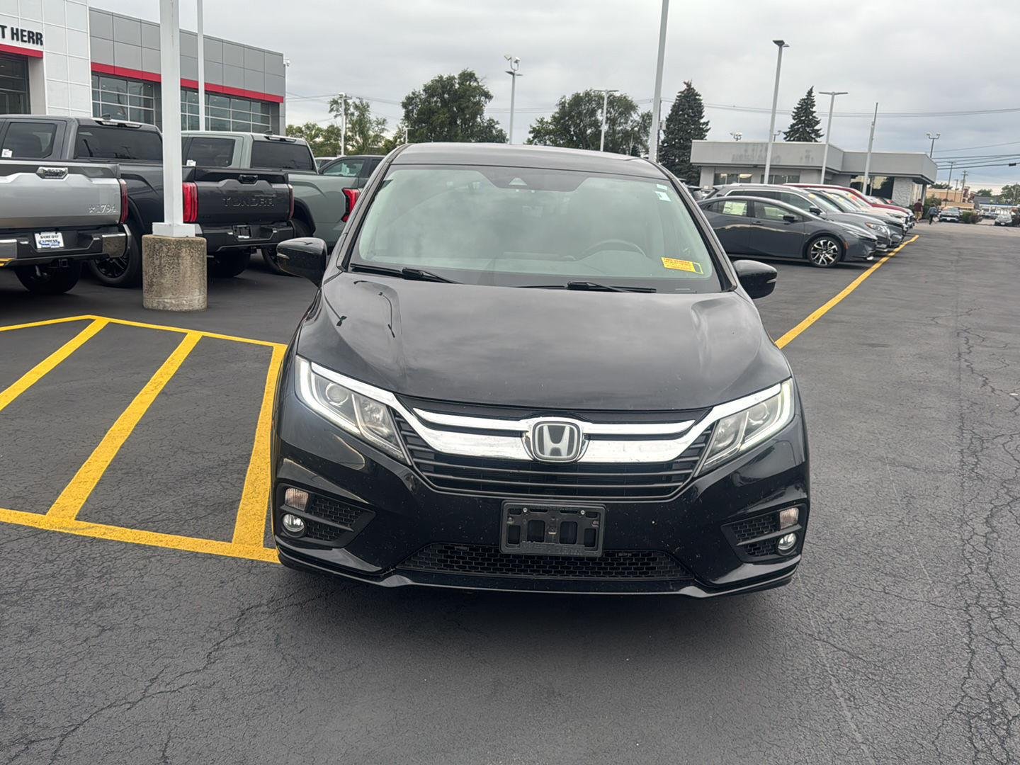 Used 2019 Crystal Black Pearl Honda EX image 2