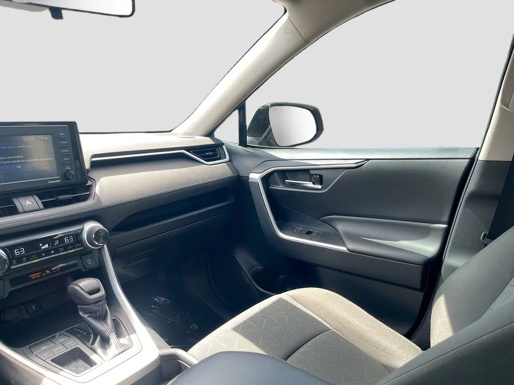 Used 2021 Gray Toyota XLE image 23