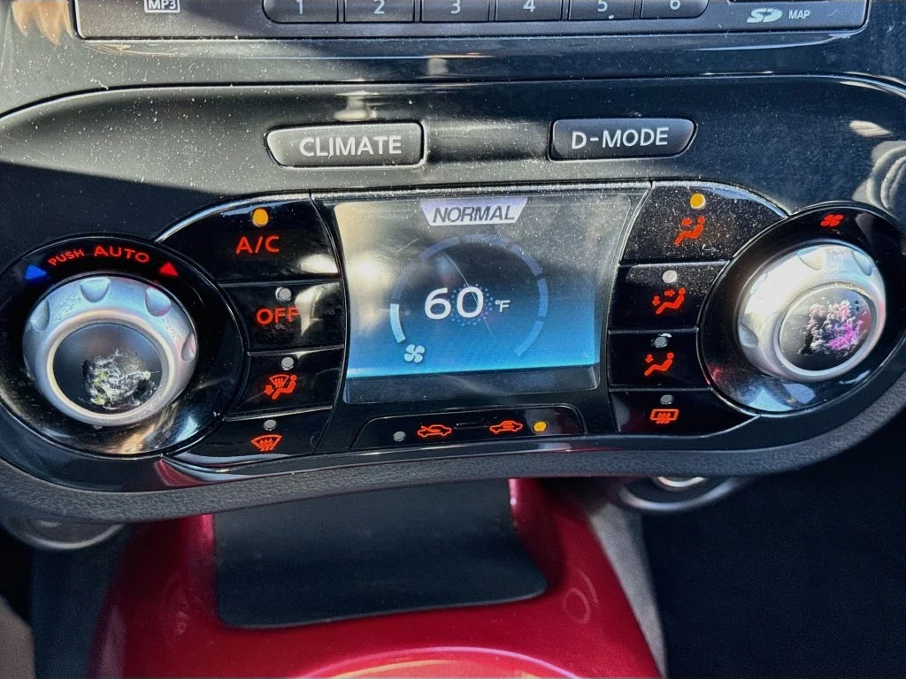 Used 2011 Black Nissan SL image 17