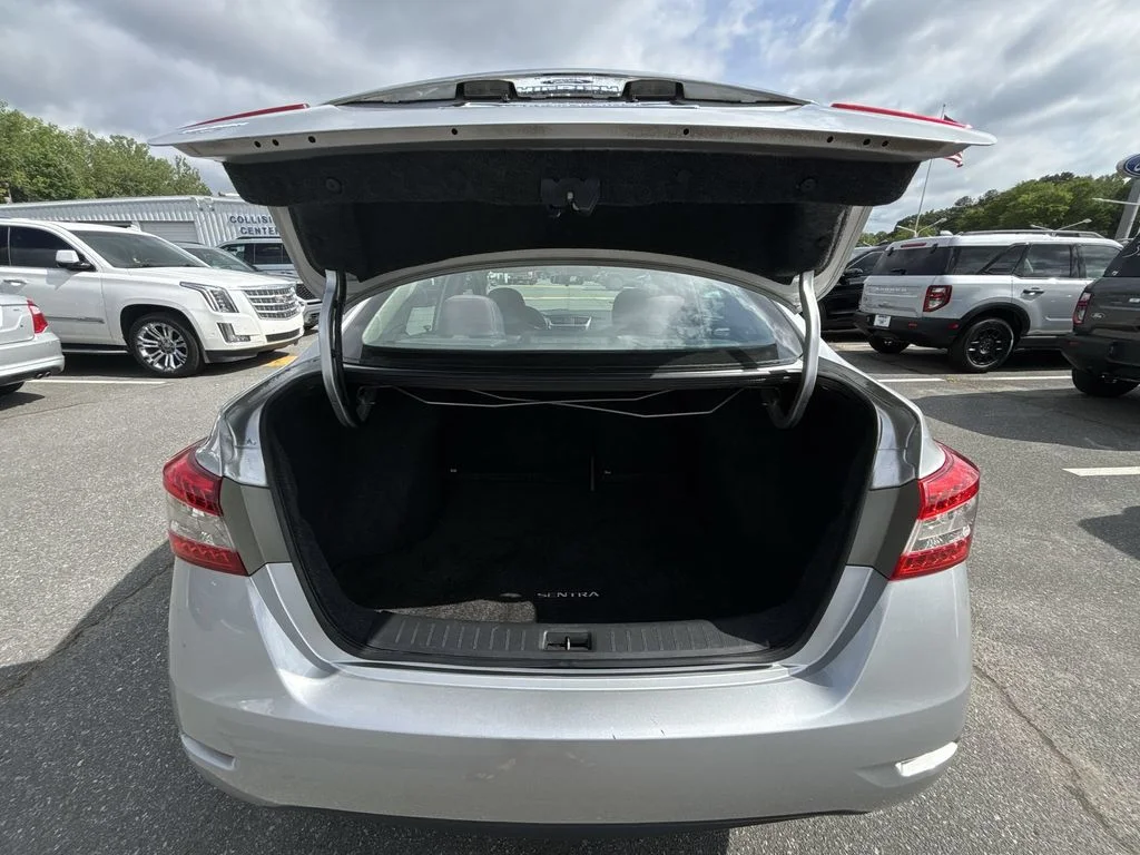 Used 2015 Silver Nissan S image 19