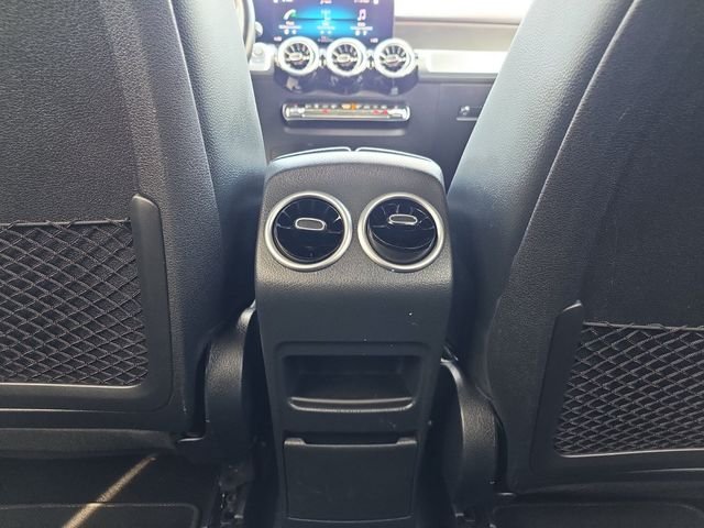 Used 2023 Black Mercedes-Benz GLB 250 image 26