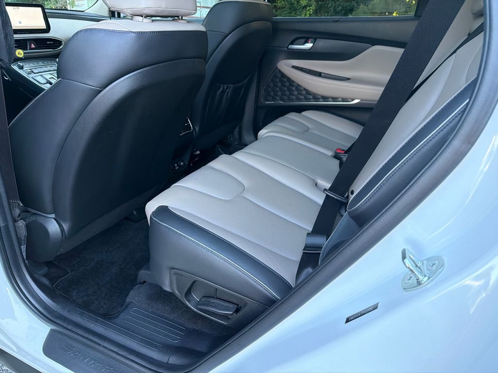2023 Hyundai Santa Fe Limited - Photo 21