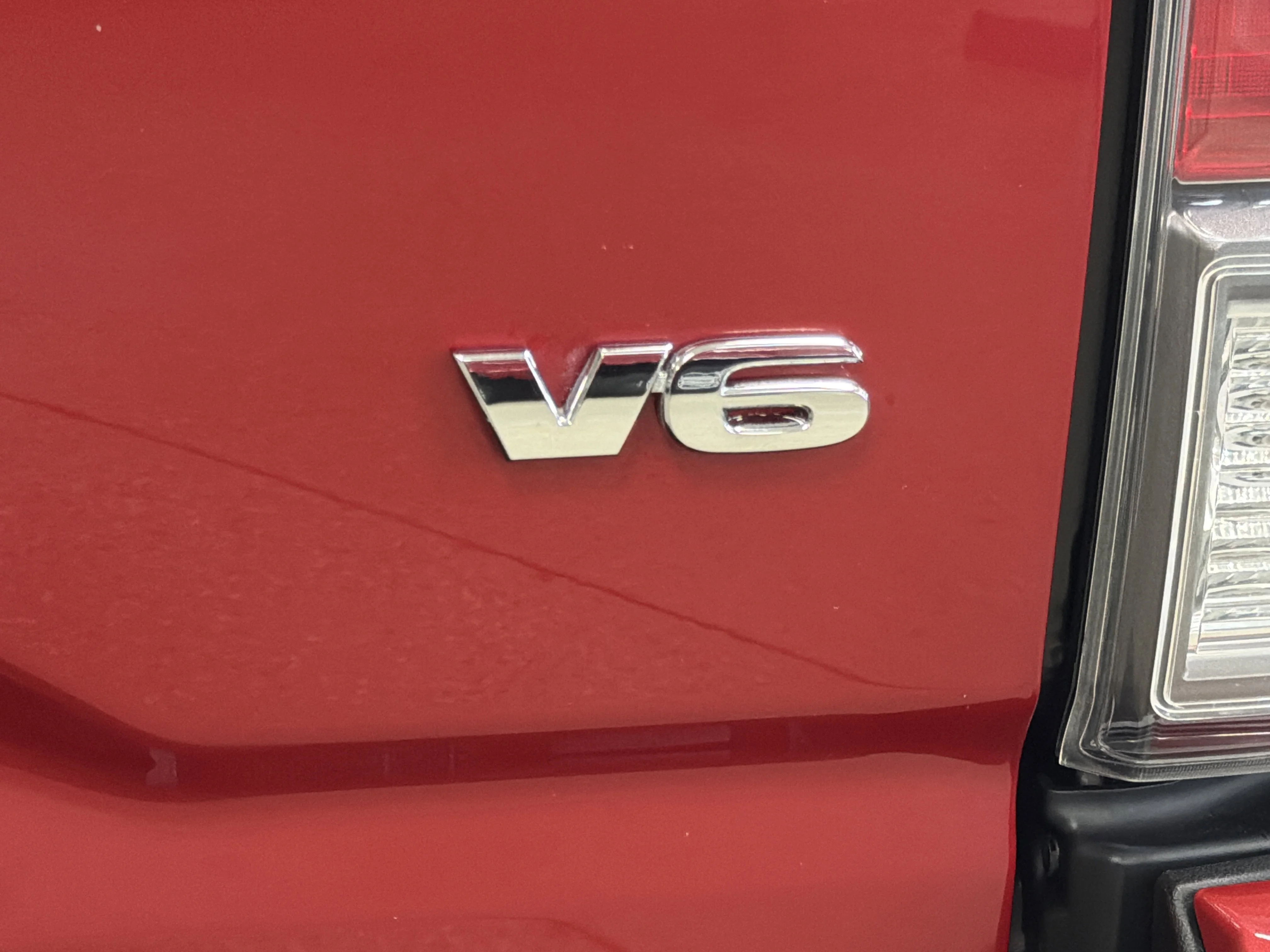 Used 2022 Barcelona Red Metallic Toyota  image 41