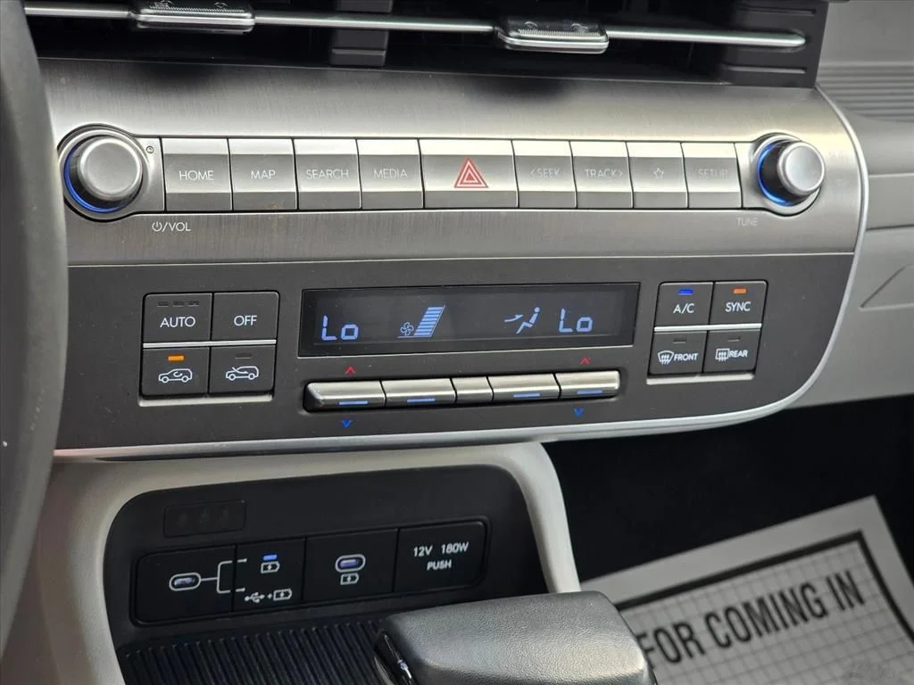 Used 2025 Gray Hyundai SEL image 18