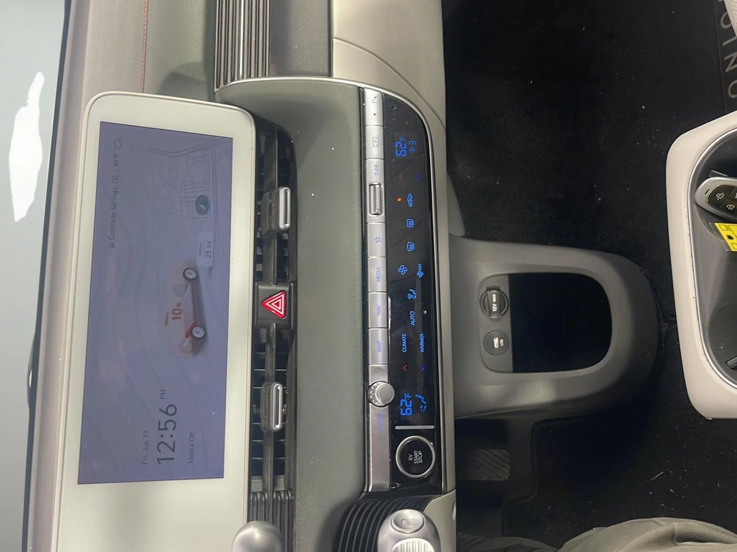 Used 2023 Digital Teal Hyundai SEL image 19