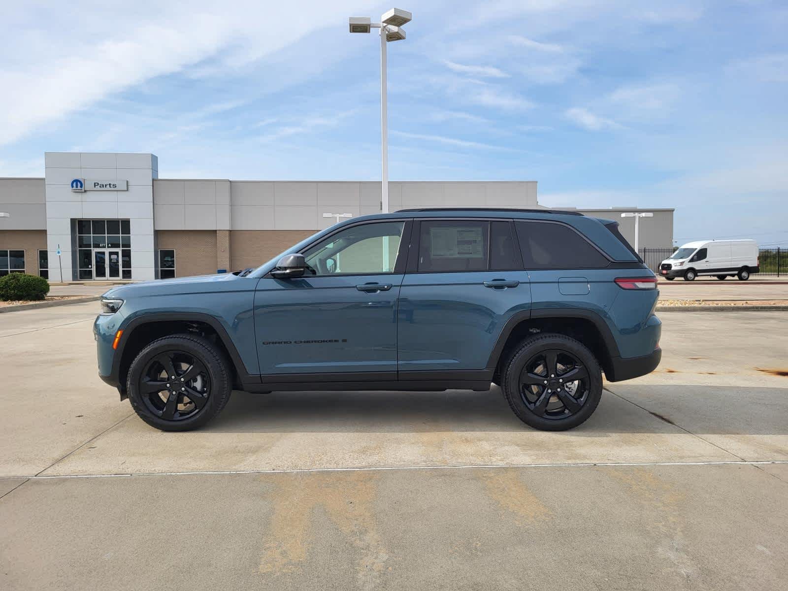 New 2026 Steel Blue Exterior Paint Jeep Limited image 2