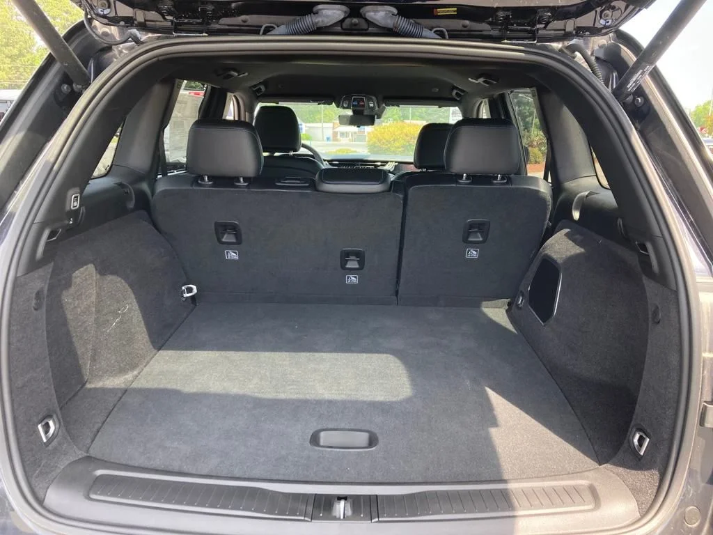 New 2024 Midnight Sky Exterior Paint Jeep Trailhawk 4xe image 27