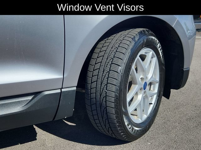 Used 2022 Silver Ford SEL image 20