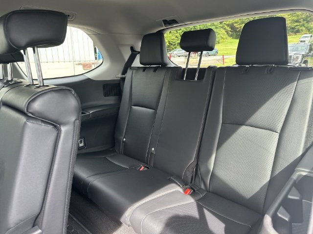Certified Used 2024 Wind Chill Pearl Toyota XLE image 33