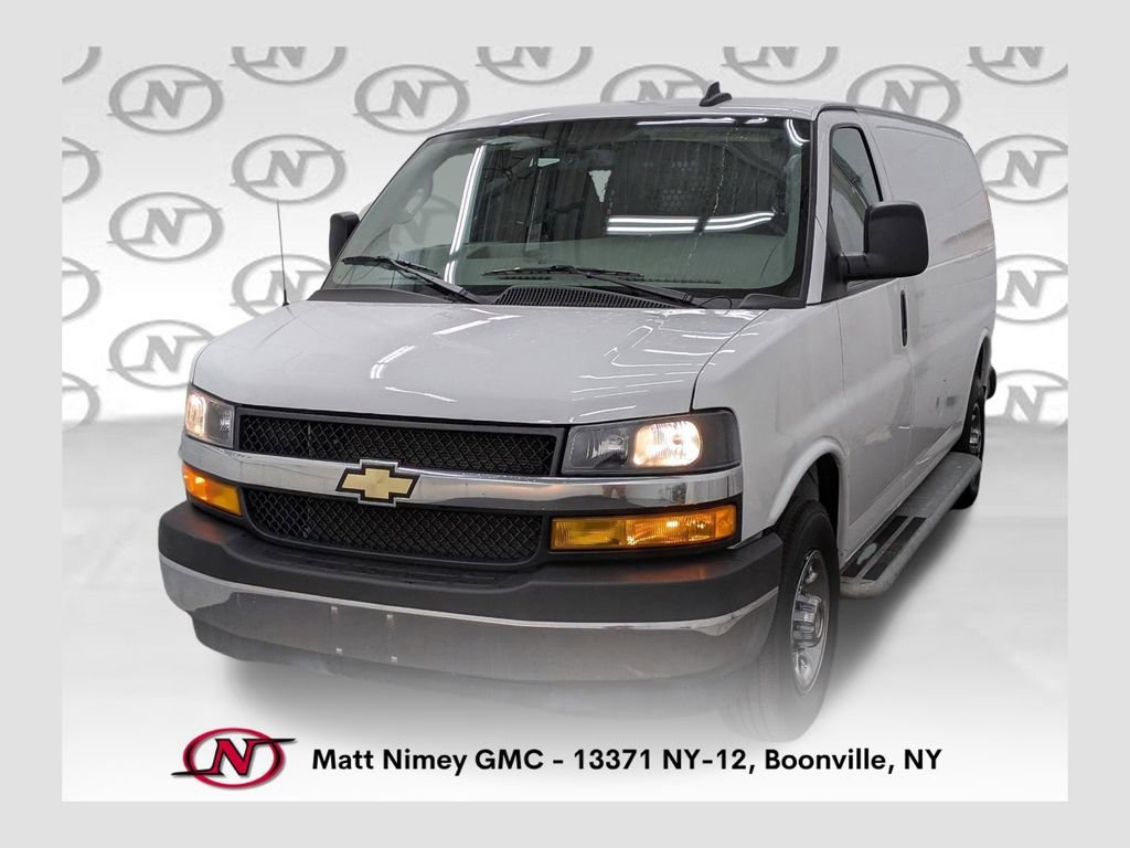 2024 Chevrolet Express 2500 1WT SWB's photo