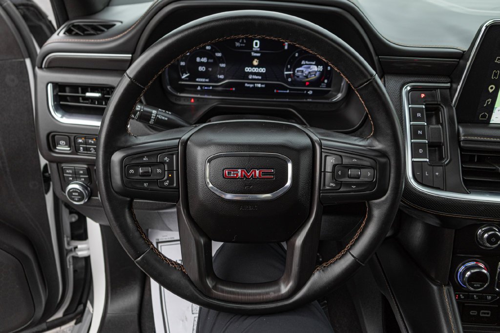 Used 2023 White GMC AT4 image 27