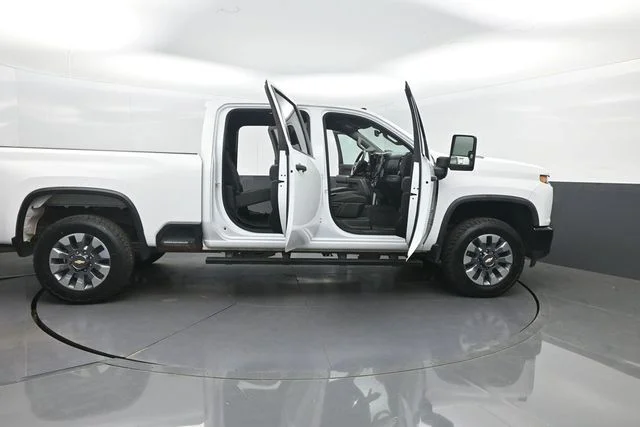 2022 Chevrolet Silverado 2500HD Custom - Photo 34