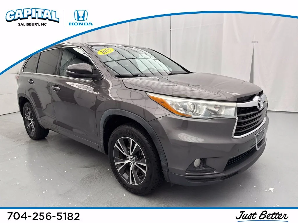 Used 2015 Gray Toyota LE Plus V6 image 1