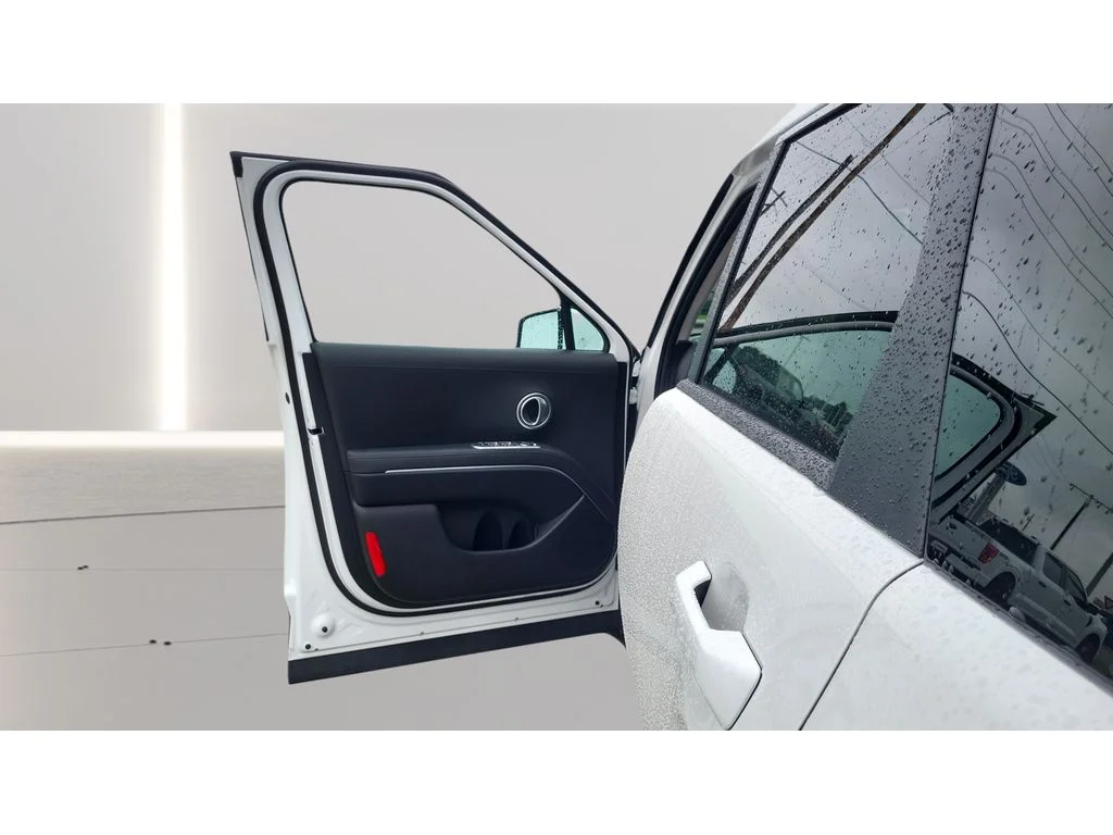 New 2026 Creamy White Pearl Hyundai SEL 7P image 20
