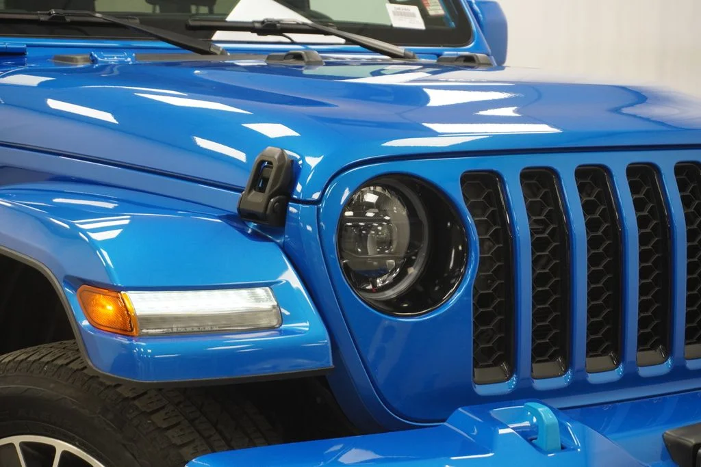 Used 2023 Blue Jeep High Altitude 4xe image 6