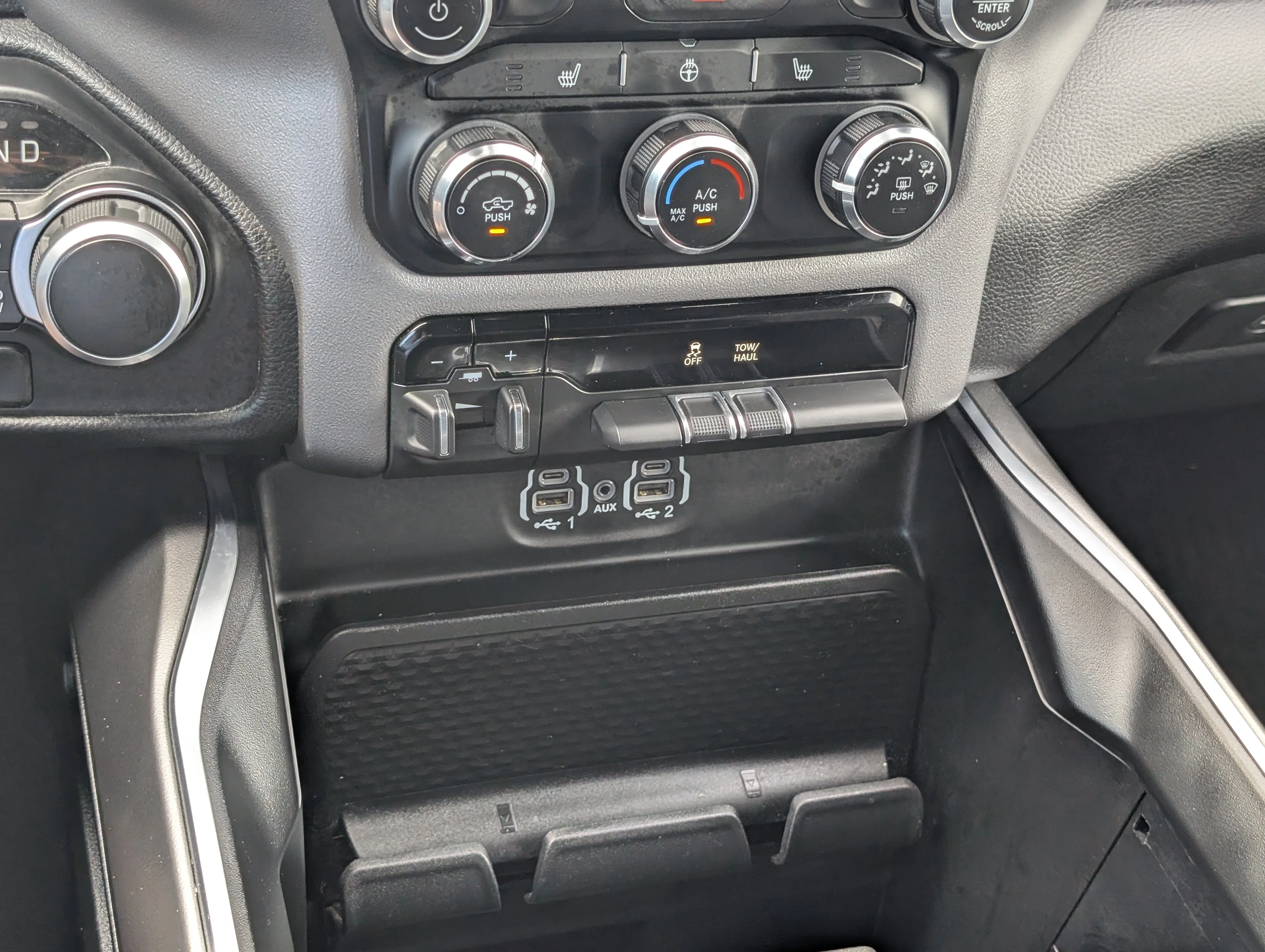 Used 2024 Bright White Ram Big Horn image 34