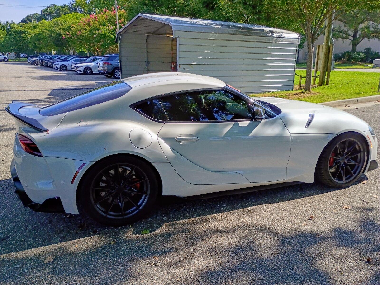 Used 2020 Absolute Zero Toyota 3.0 Premium image 3