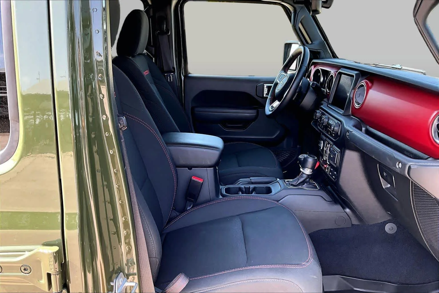 Used 2022 Sarge Green Clearcoat Jeep Rubicon image 9