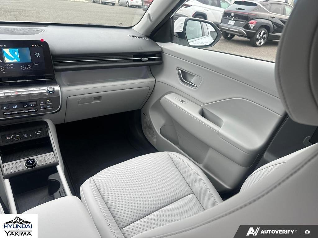 New 2026 Atlas White Hyundai Limited AWD image 25