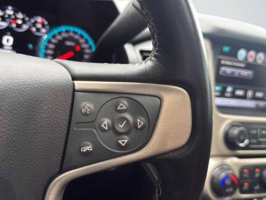 Used 2020 Black GMC Denali image 17