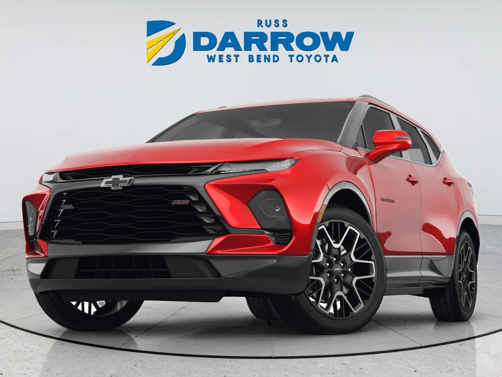 Used 2023 Red Chevrolet LT image 4
