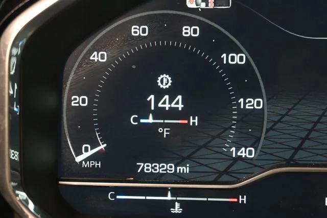 Used 2024 Sterling Metallic GMC SLT image 16