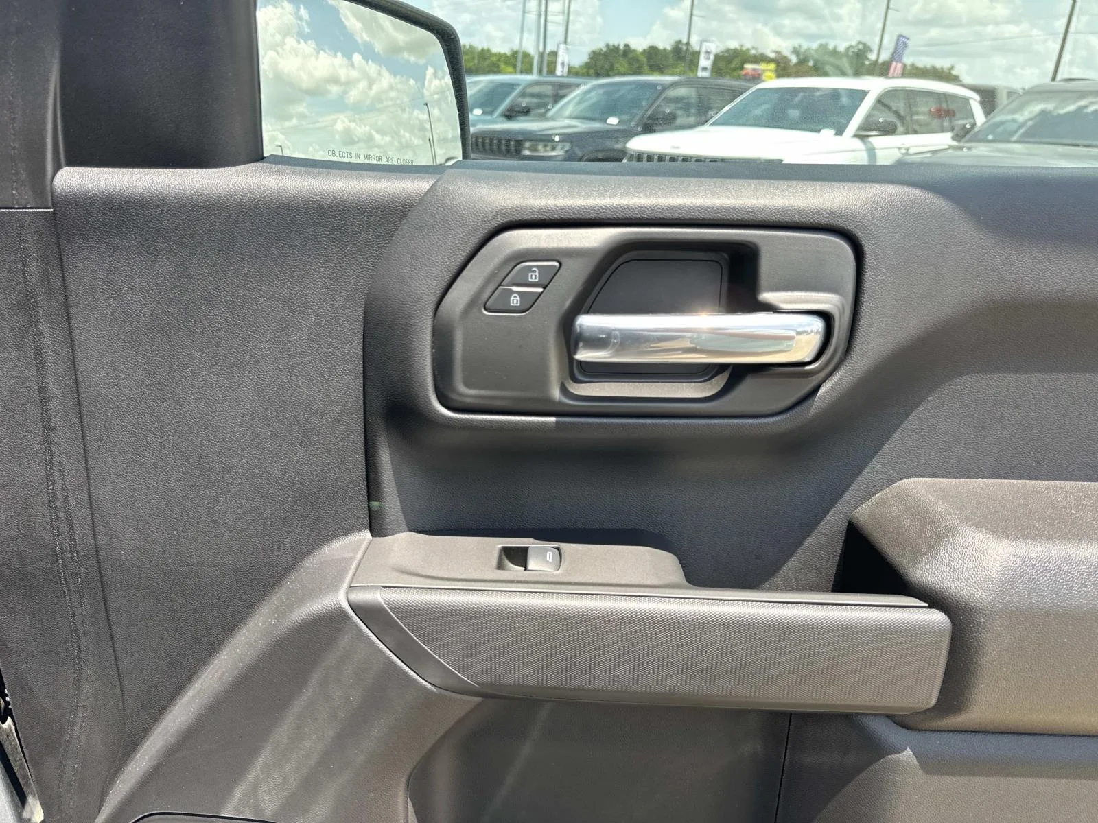 Used 2024 STERLING GRAY MET Chevrolet Custom image 14