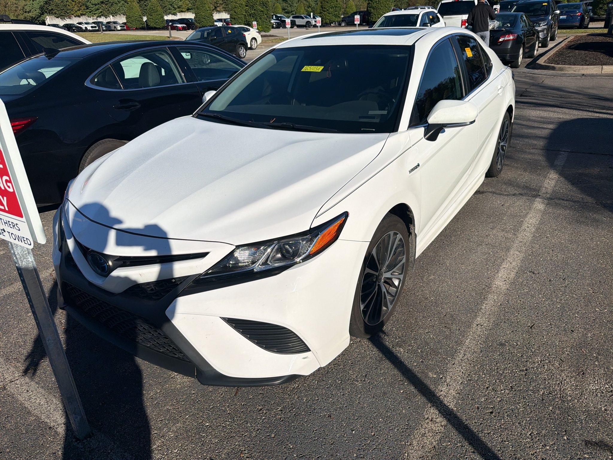 Used 2020 Super White Toyota Hybrid SE image 2