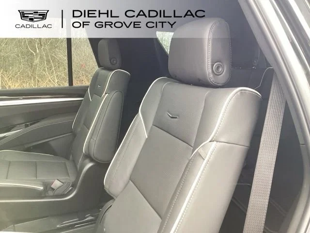 2026 Cadillac Escalade Luxury - Photo 11