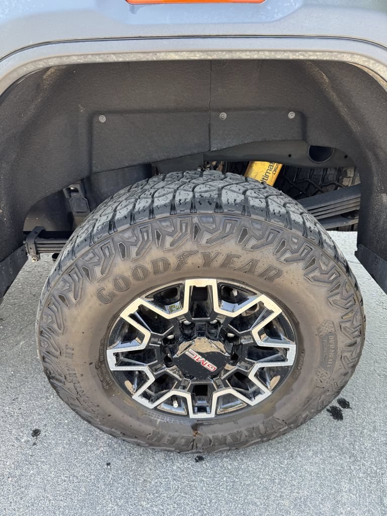 Used 2024 Thunderstorm Gray GMC AT4X image 20