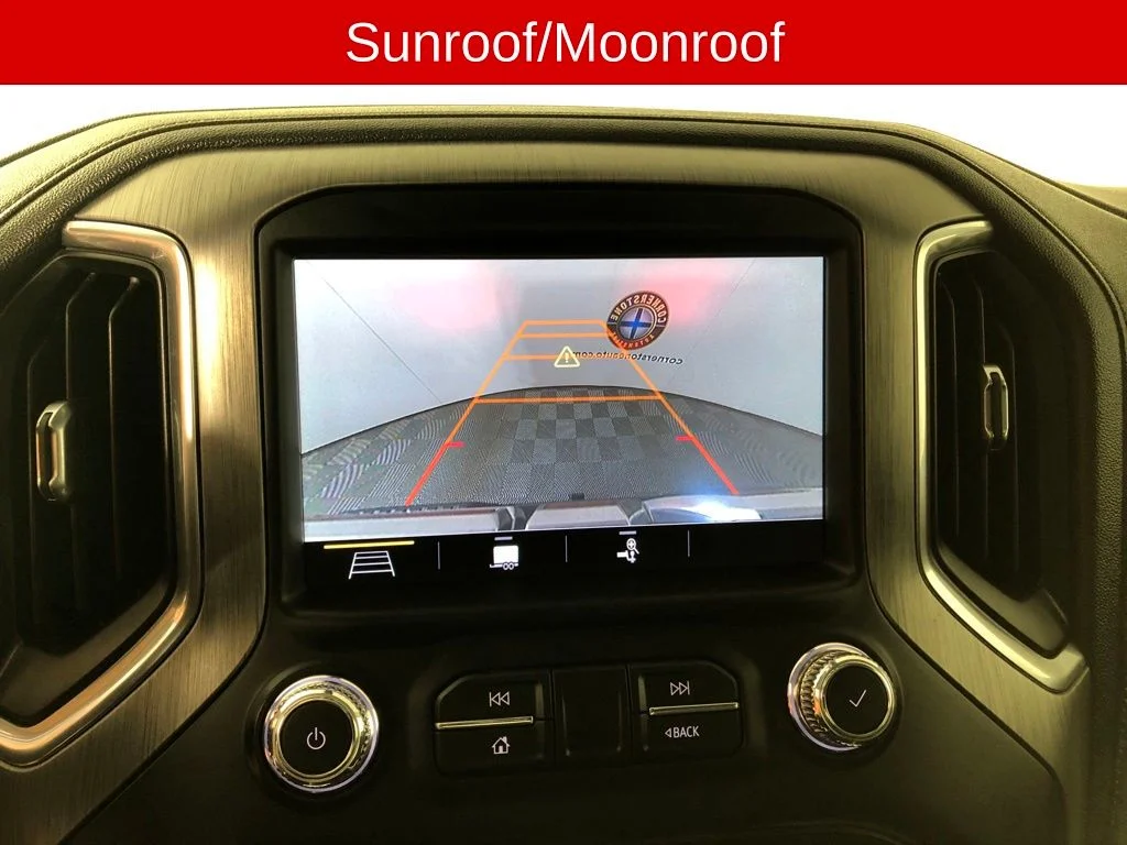 Used 2019 Brown GMC Denali image 4