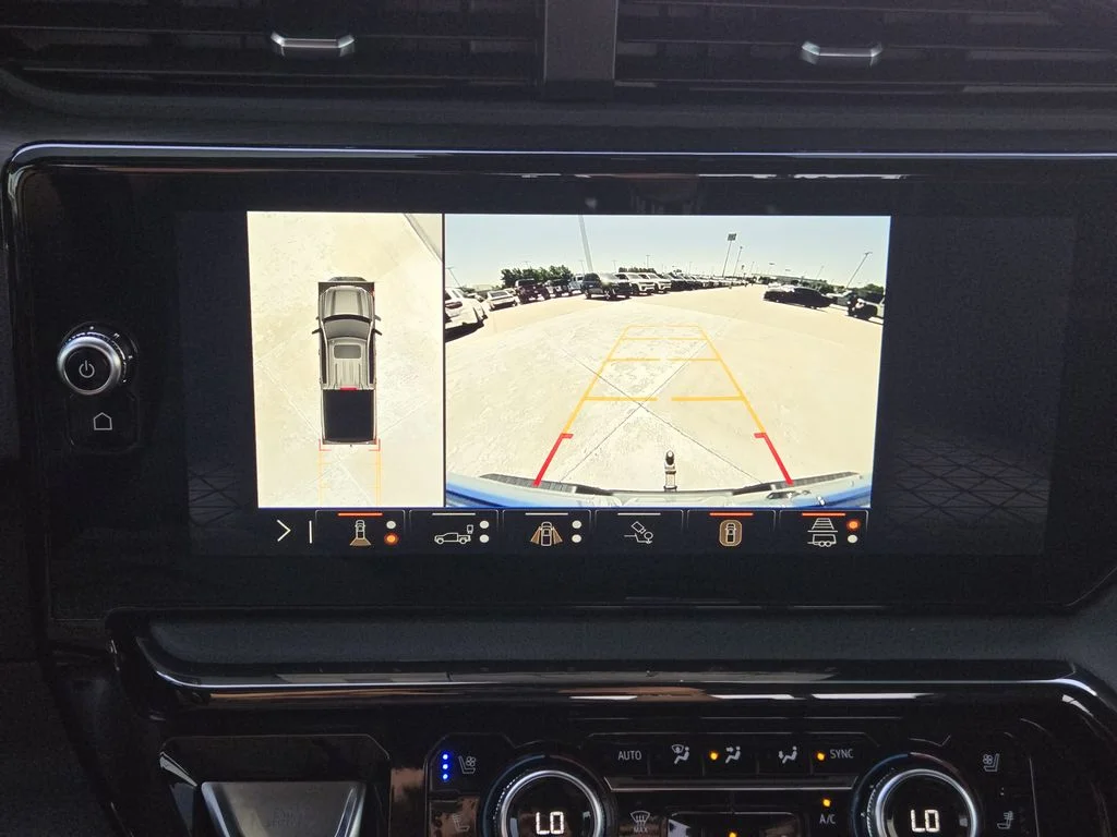 Used 2024 Onyx Black GMC AT4 image 21