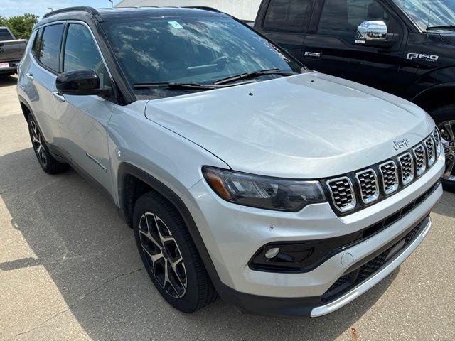 2025 Jeep Compass Limited 4X4's photo
