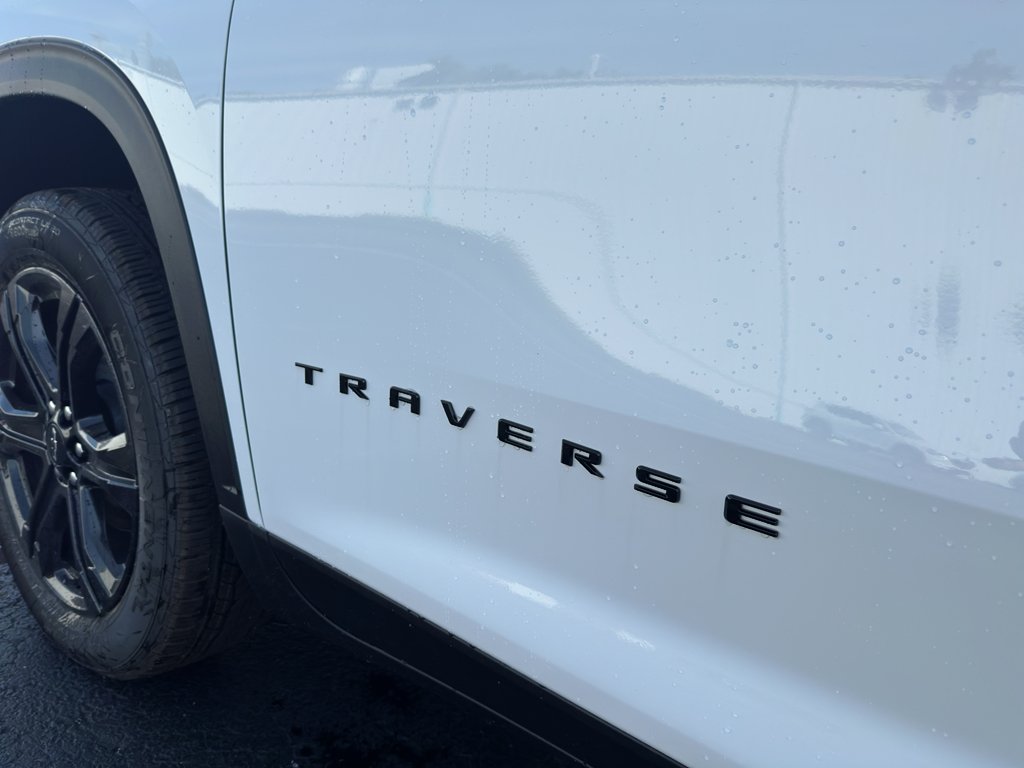 2027 Chevrolet Traverse LT - Photo 33