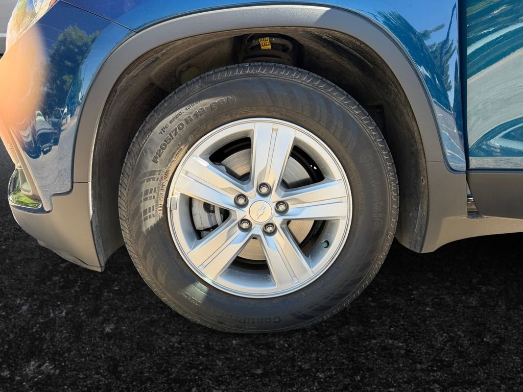 Used 2019 Blue Chevrolet LT image 27