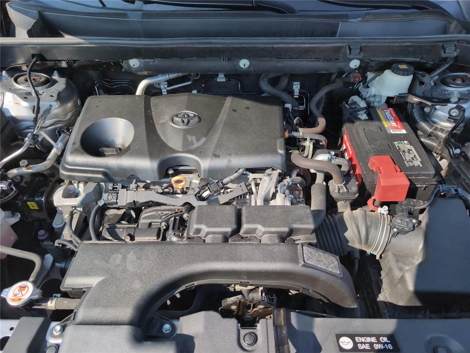 Used 2020 Silver Sky Metallic Toyota XLE image 16