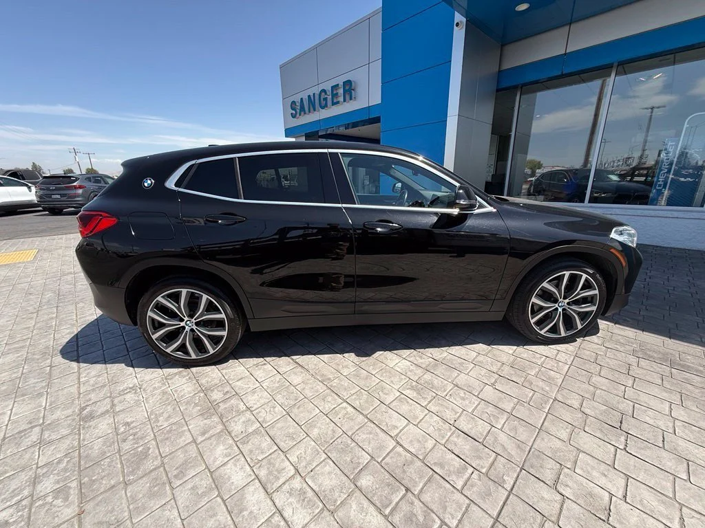 Used 2020 Black BMW sDrive28i image 15