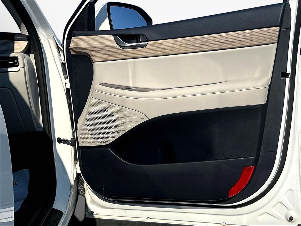 Certified Used 2022 White Hyundai SEL image 32