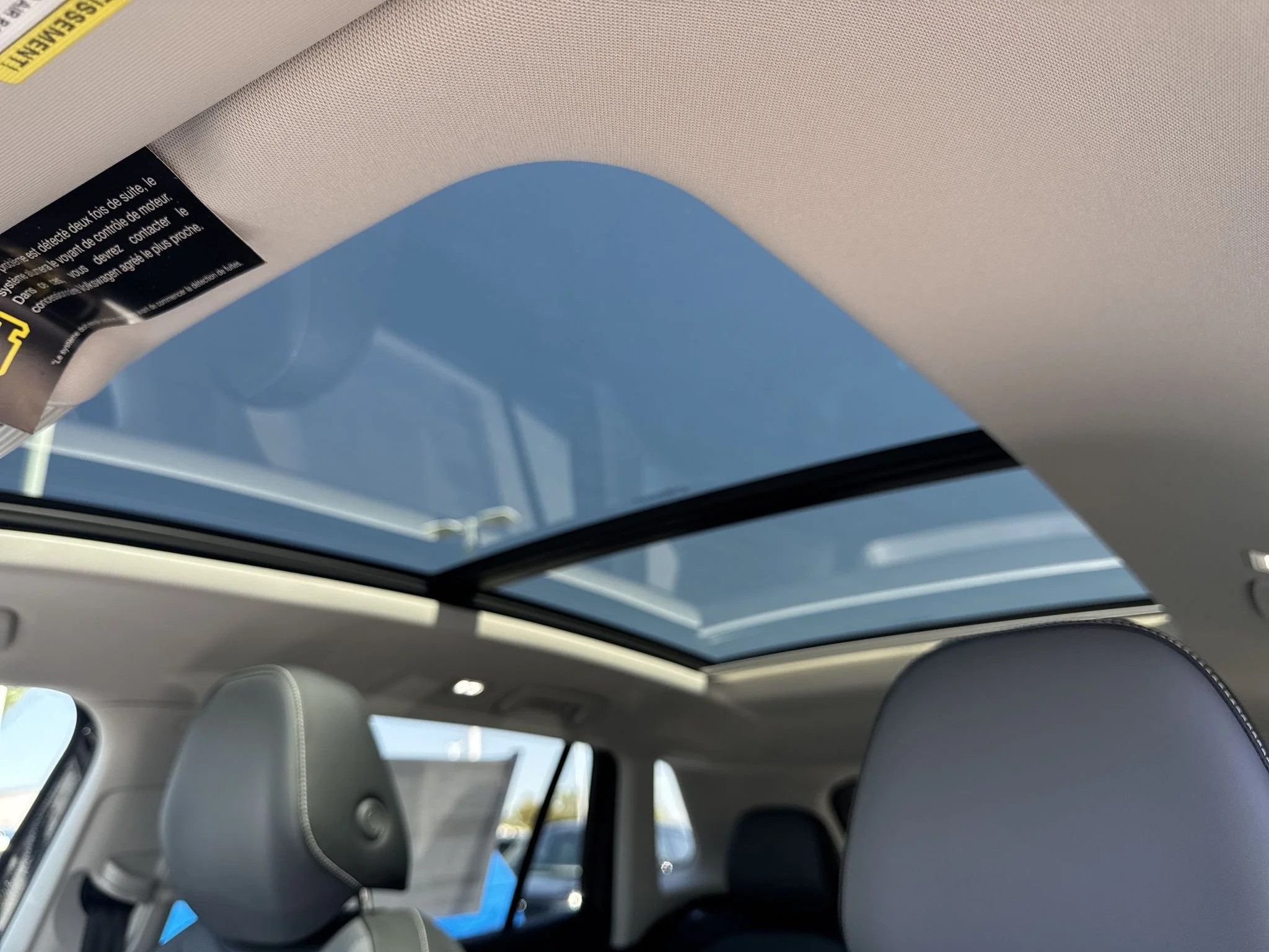 New 2026 Deep Black Pearl Volkswagen SE image 29