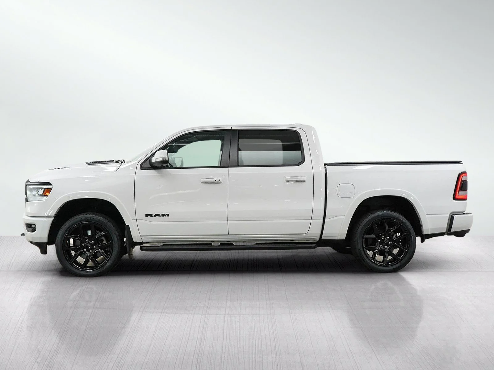 Used 2020 RAM Ram 1500 Pickup Laramie with VIN 1C6SRFJT0LN372155 for sale in Hopkins, Minnesota