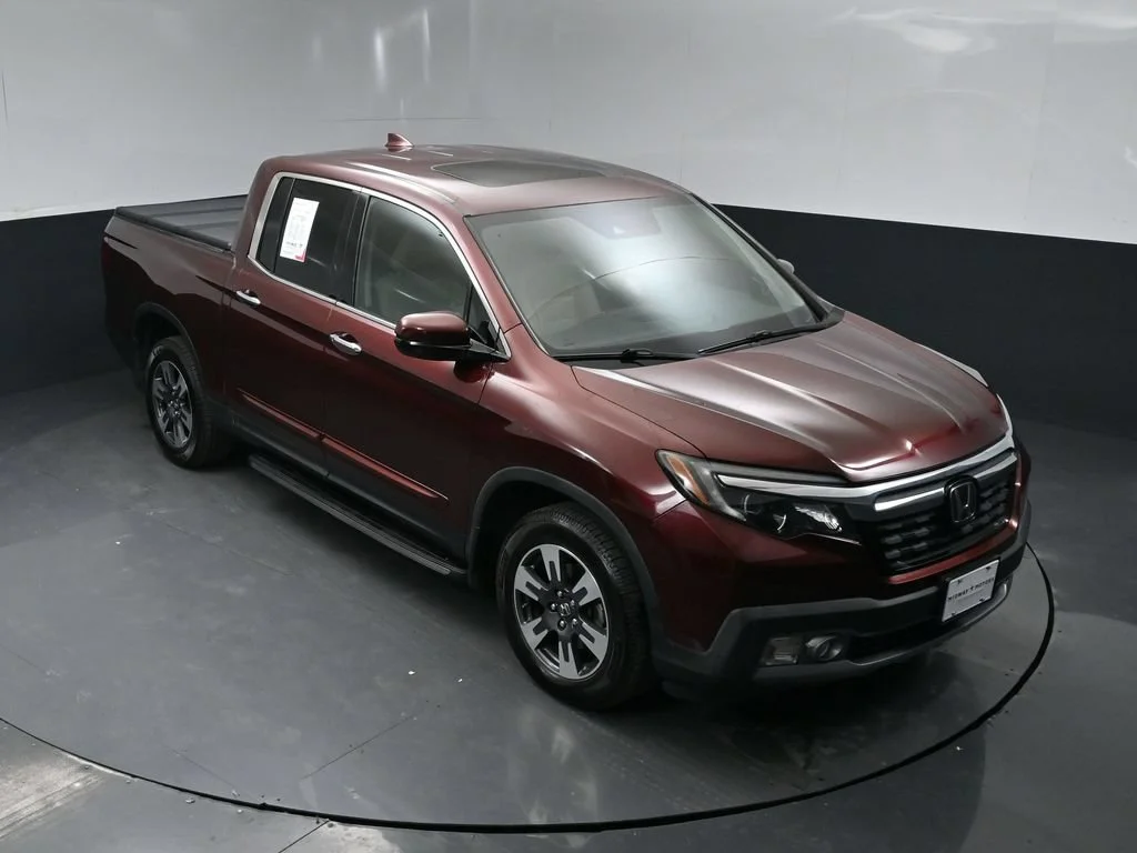 Used 2019 Deep Scarlet Pearl Honda RTL-E image 32