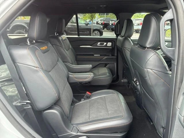 New 2026 White Ford Tremor image 27
