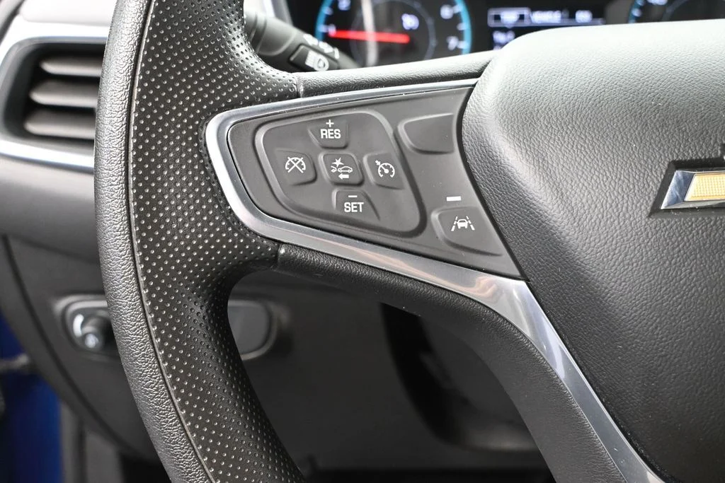 Used 2022 Blue Chevrolet LS image 26