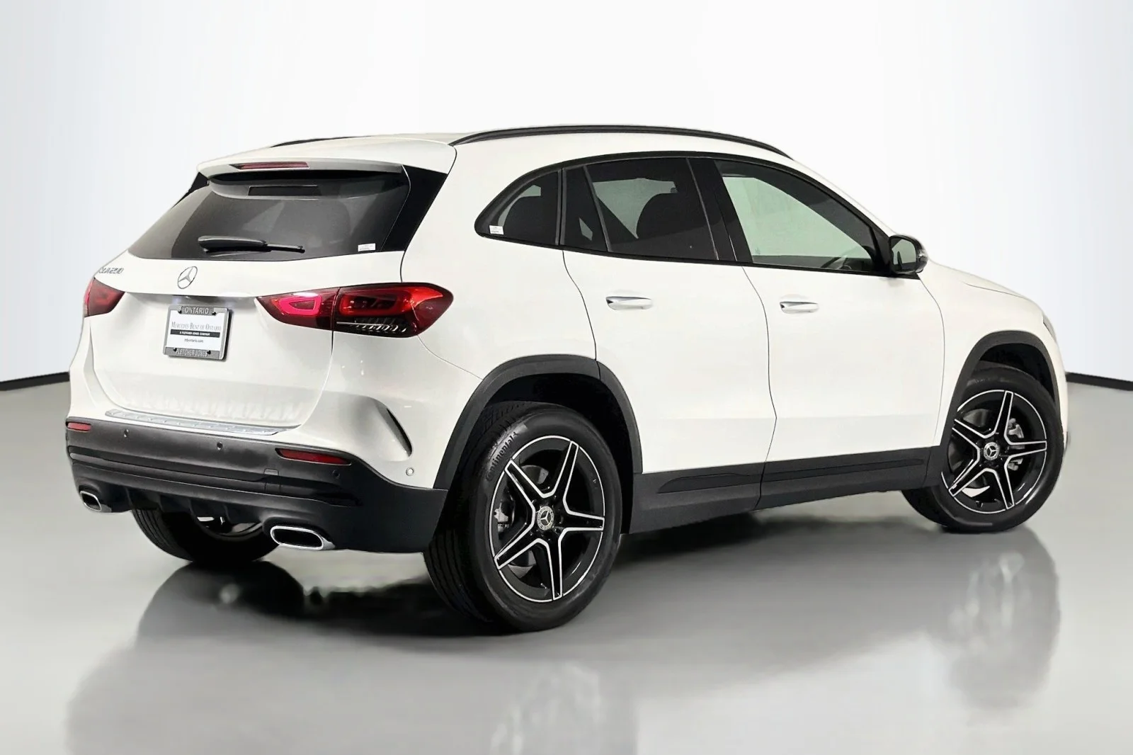 Used 2023 Polar White Mercedes-Benz 250 image 11
