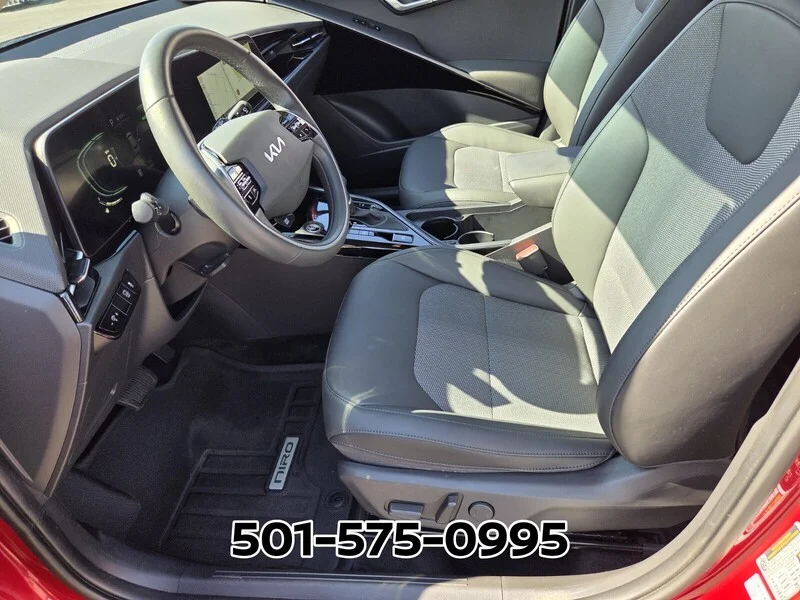Used 2023 Red KIA EX FWD image 10
